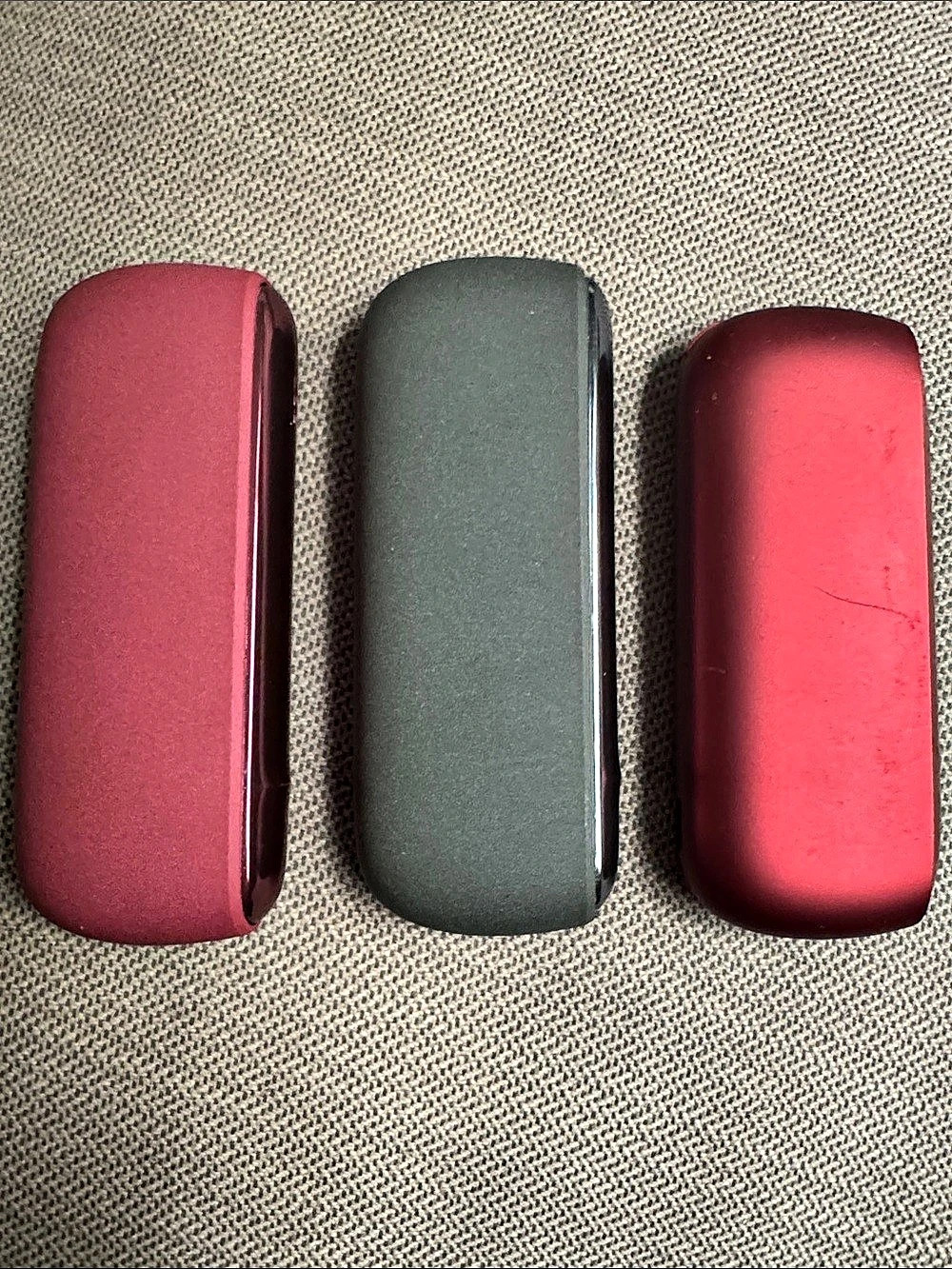 2 IQOS ILUMA and 1 IQOS DUO